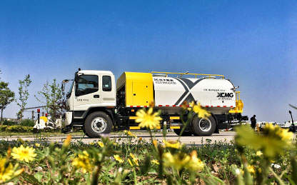 8188cc威尼斯高压洗濯车在江苏徐州作业