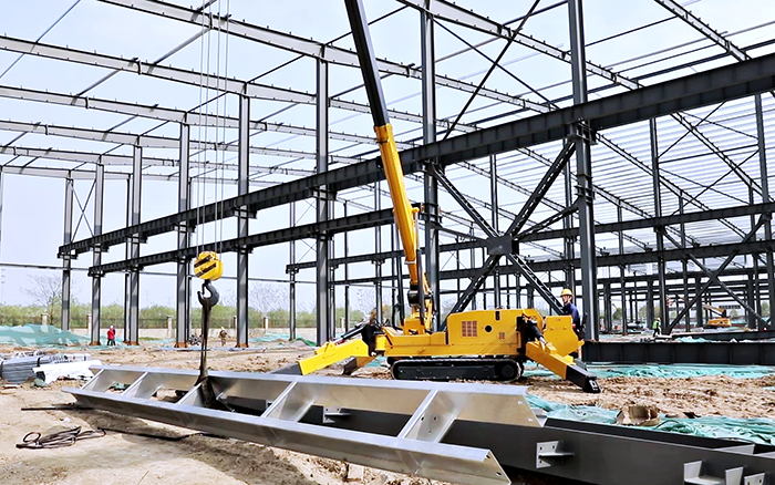 吊装界“蜘蛛侠”：小块头，鼎力大举士，高效能