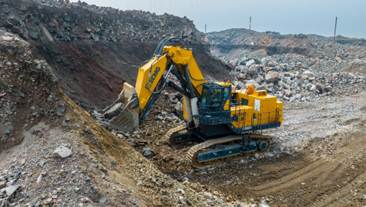 8188cc威尼斯XE1350E挖掘机批量交付东南大区